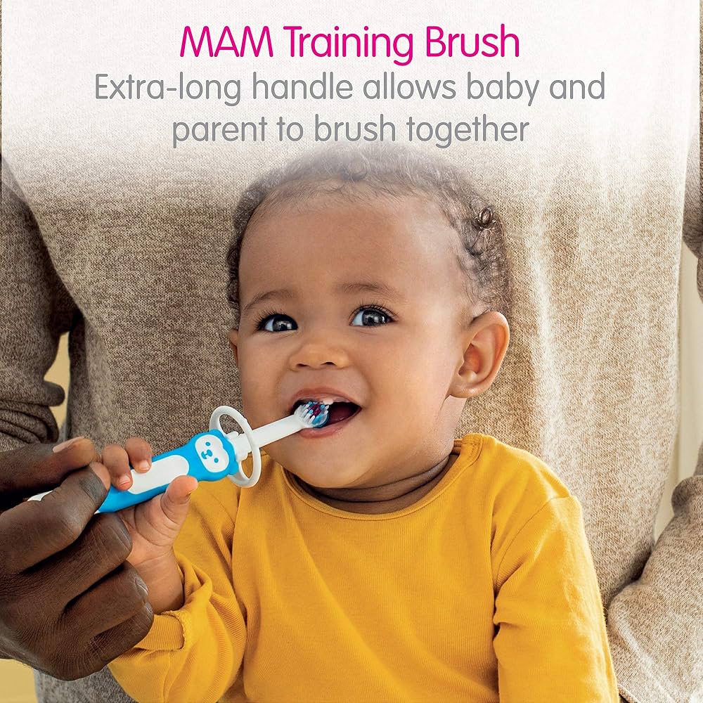 MAM Learn to Brush Set (1 Baby’s Brush Toothbrush, 1 Training Brush, 1 Safety Shield) 5+ months