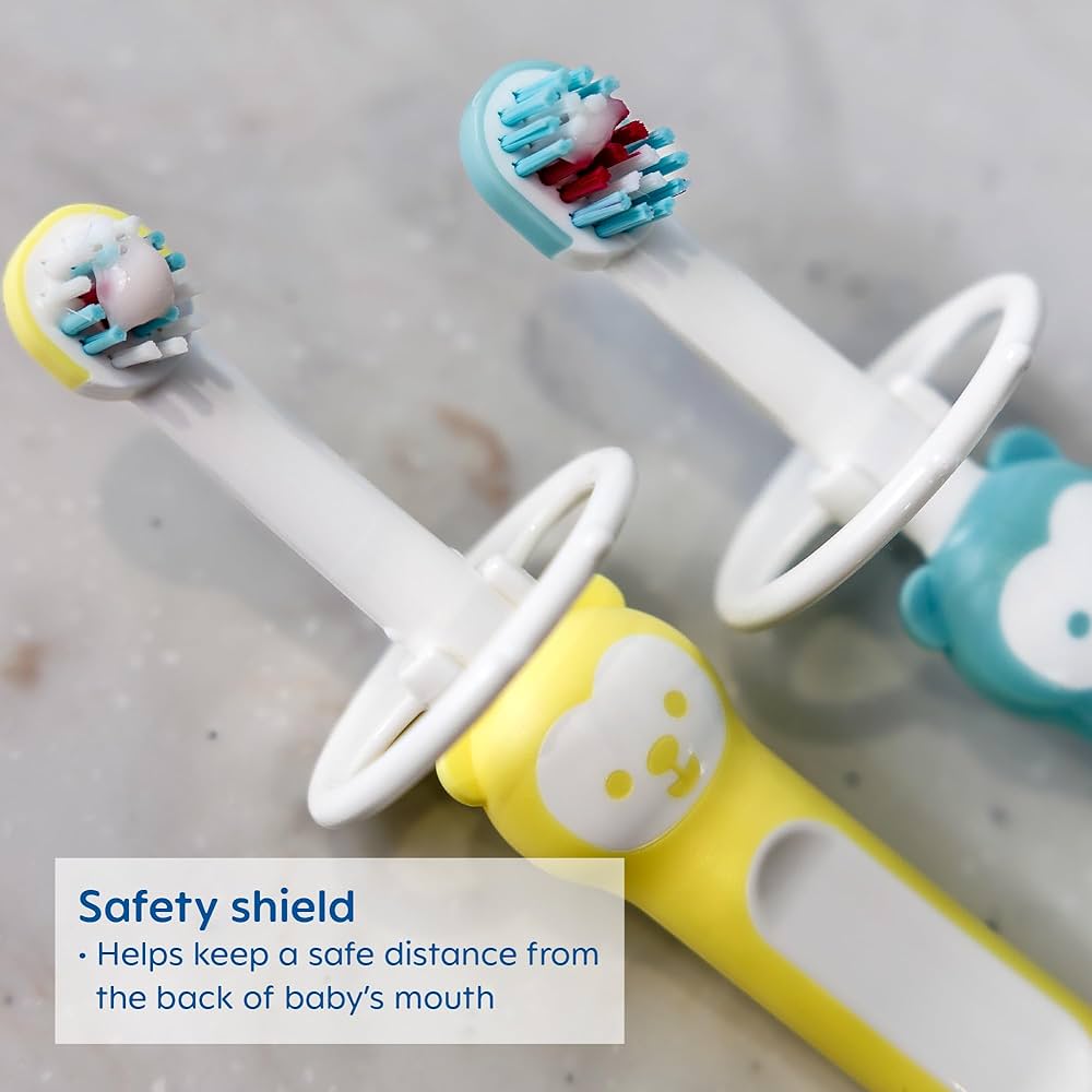 MAM Learn to Brush Set (1 Baby’s Brush Toothbrush, 1 Training Brush, 1 Safety Shield) 5+ months